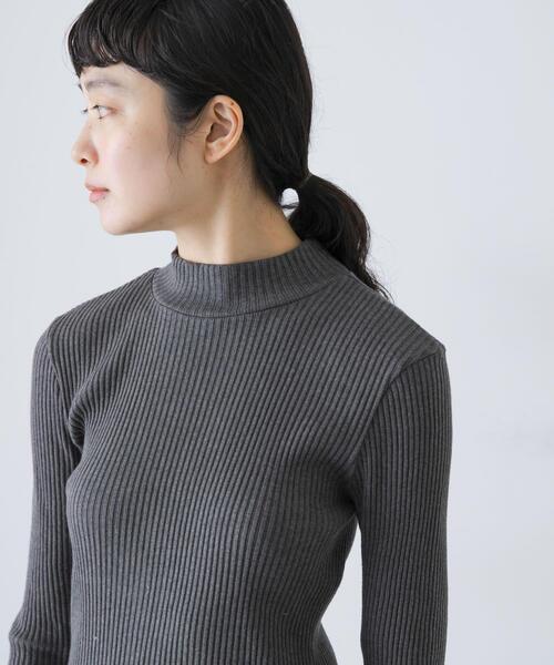 かぐれ（カグレ）の「ヤクコットンハイネックカットソー（Tシャツ/カットソー・レディース・ナチュラル/チャコールグレー・FREE）」の8枚目の写真