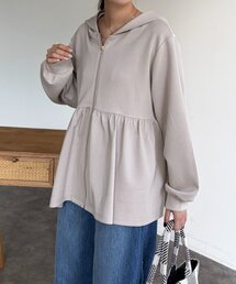 Chez toi（シェトワ）の「ダンボールペプラムパーカー（パーカー）」