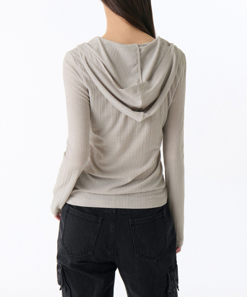 MUSINSA STANDARD WOMAN（ムシンサスタンダードウーマン）の「ウィメンズバーティカルテクスチャーフード付き長袖Tシャツ[ライトウォームグレー]（パーカー・レディース・その他・SMALL/X-SMALL）」の2枚目の写真