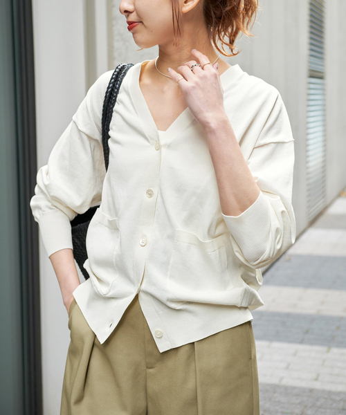 Spick & Span（スピックアンドスパン）の「《追加》コットンハイゲージカーディガン（カーディガン/ボレロ・レディース・ピンク系その他/ホワイト/ネイビー・FREE）」の11枚目の写真