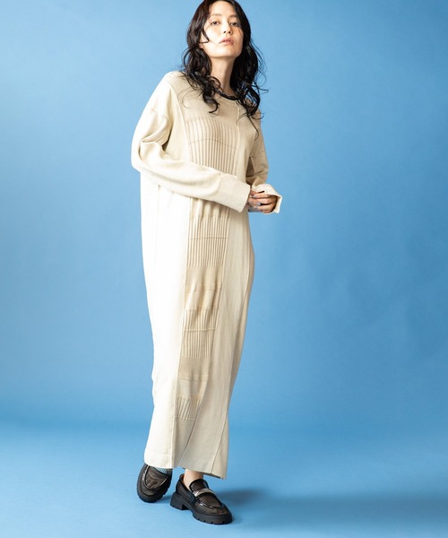 OSMOSIS(オズモーシス)の「2WAY切替RIBニットワンピース(ワンピース・レディース・ブラック/ライトベージュ/グレー・ONE SIZE)」の4枚目の写真