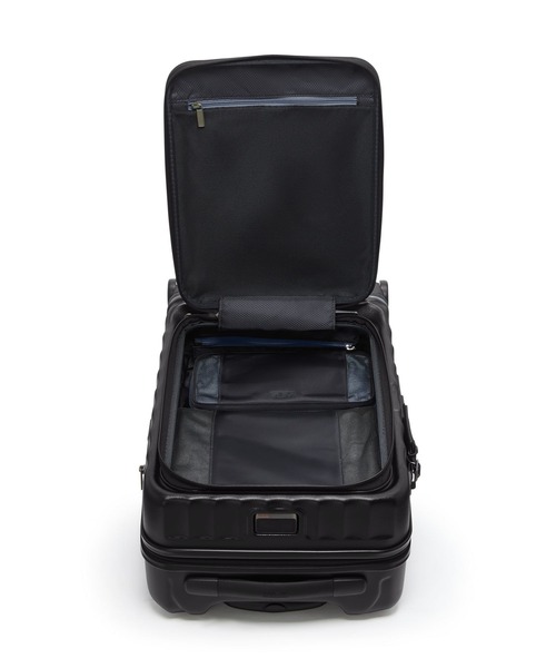 TUMI(トゥミ)の「19 DEGREE フロント・アクセス・エクスパンダブル・キャリーオン スーツケース(機内持ち込みサイズ) 1泊~3泊程度(スーツケース/キャリーバッグ・レディース・ブラック系その他・FREE)」の4枚目の写真