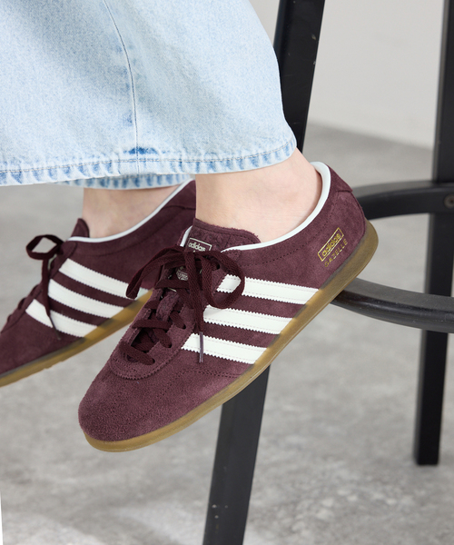 IENA(イエナ)の「adidas originals/アディダス オリジナルス GAZELLE IH6944/IH6940(スニーカー・レディース・ボルドー/レッド・22.5cm/25cm/24.5cm/24cm/23.5cm/23cm)」の15枚目の写真