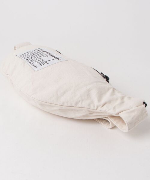 my beautiful landlet(マイビューティフルランドレット)の「【my beautiful landlet】 PIGMENT PRINT WASHED DENIM ZIP POUCH - kinari(ボディバッグ/ウエストポーチ・メンズ・キナリ・FREE)」の3枚目の写真
