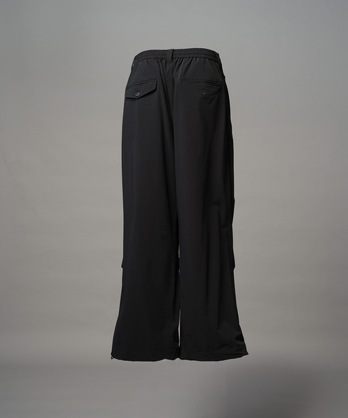 MAISON SPECIAL（メゾンスペシャル）の「《UNISEX》【PERTEX】One-tuck Prime-Wide Relaxing Pants/【パーテックス】ワンタックプライムワイドリラックスパンツ【MAISON SPECIAL/メゾンスペシャル】■セットアップ対応■（スラックス・メンズ・ブラック/グレー/チャコールグレー・0/1/2）」の22枚目の写真
