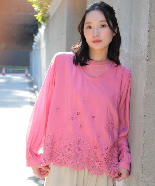 SUPER HAKKA(スーパーハッカ)の「レーヨンポリエステルローンカットワーク刺繍+天竺カットソー(Tシャツ/カットソー・レディース・ピンク/オフホワイト/ブラック・FREE)」の6枚目の写真
