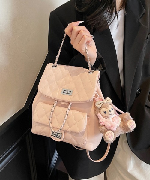 ONEP STAR(ワンピスター)の「キルティング×チェーンデザインリュック(バックパック/リュック・レディース・ブラック/ピンク/シルバー/ブルー/オフホワイト/イエロー・FREE)」の15枚目の写真
