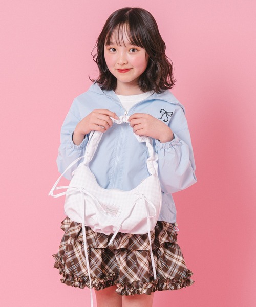 URBAN CHERRY(アーバンチェリー)の「ハンドルギャザーデザインリボンハンドバッグ(ハンドバッグ・キッズ・ホワイト/ピンク/ブルー・FREE)」の8枚目の写真