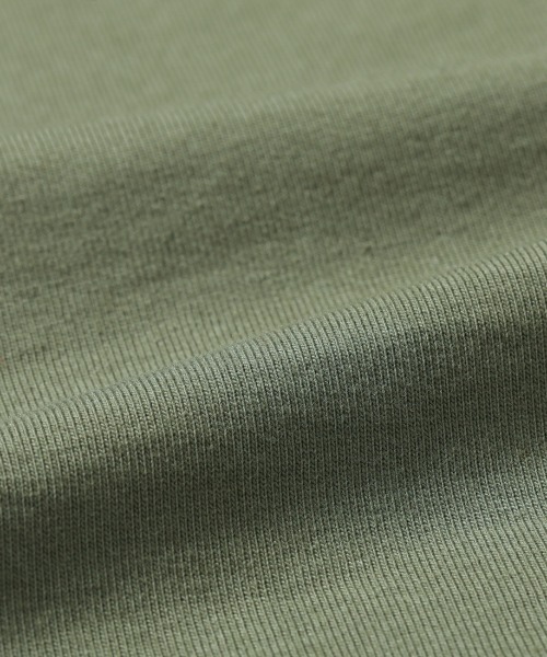 NEW BALANCE(ニューバランス)の「【別注】ニューバランス New Balance シューパッチラウンドヘムTシャツ 限定コラボ(Tシャツ/カットソー・レディース・ブラック/オフホワイト/オリーブ・M/L/XL/S)」の17枚目の写真