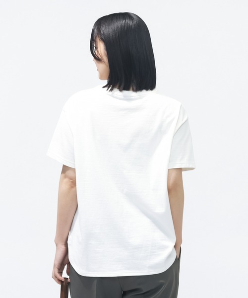 NEW BALANCE(ニューバランス)の「【別注】ニューバランス New Balance シューパッチラウンドヘムTシャツ 限定コラボ(Tシャツ/カットソー・レディース・ブラック/オフホワイト/オリーブ・M/L/XL/S)」の20枚目の写真