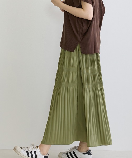 NICOLE white(ニコルホワイト)の「マジョリカプリーツスカート(スカート・レディース・その他3/その他2/イエロー/カーキ/チャコールグレー/ブルー・FREE)」の3枚目の写真