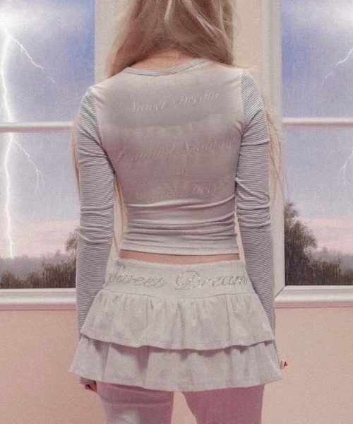 Unopened gift（アンオープンドギフト）の「【Unopened gift】pillow talk tshirt / 【アンオープンドギフト】ロゴハートフィット長袖Tシャツ（Tシャツ/カットソー・レディース・グレー・ONE SIZE）」の5枚目の写真