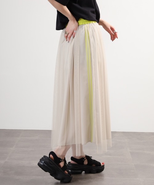 Anna Nicola(アンナニコラ)の「Anna Nicola サイドラインチュールスカート(スカート・レディース・ベージュ/グレー/ブラック・38)」の1枚目の写真