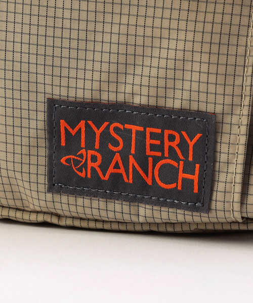 MYSTERY RANCH(ミステリーランチ)の「MYSTERY RANCH/ミステリーランチ INDIE(ショルダーバッグ・メンズ・ブラック/チャコールグレー/ベージュ・ONE SIZE)」の10枚目の写真