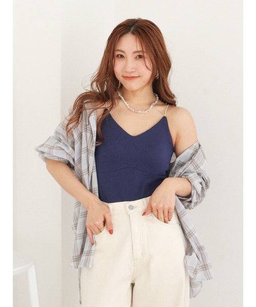 Ungrid(アングリッド)の「【Ungrid×AMPHI】ブラトップカップ付きインナー(キャミソール・レディース・ネイビー/レッド・FREE)」の2枚目の写真