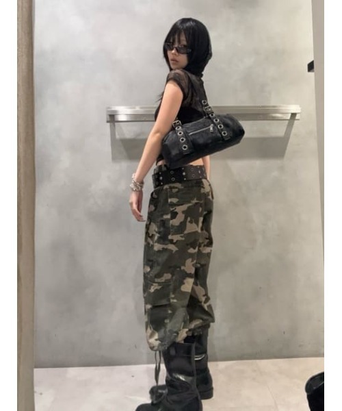 LAGUA GEM(ラグアジェム)の「MESH LACE HOODIE トップス(パーカー・レディース・ブラック/ホワイト・FREE)」の20枚目の写真