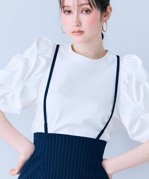 Audie a Muses(オーディアミューズ)の「タックボリュームスリーブカットソー(Tシャツ/カットソー・レディース・オフホワイト/ブラック・38/42)」の2枚目の写真