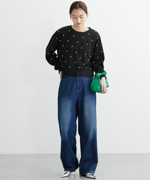 nissen（ニッセン）の「ハート刺しゅうリブニットソートップス（Tシャツ/カットソー・レディース・ブラック×ホワイト/チャコールグレー×ブラック/ホワイト×ブラック・L/LL/M）」の11枚目の写真