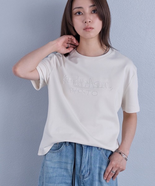 murea(ミュレア)の「ビーズ刺繍半袖Tシャツ(Tシャツ/カットソー・レディース・チャコールグレー/アイボリー・FREE)」の13枚目の写真