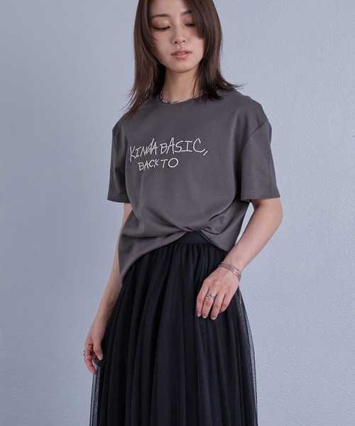 murea(ミュレア)の「ビーズ刺繍半袖Tシャツ(Tシャツ/カットソー・レディース・チャコールグレー/アイボリー・FREE)」の8枚目の写真