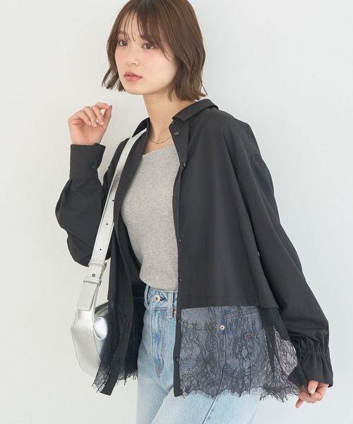 earth music&ecology(アースミュージックアンドエコロジー)の「【遮熱/接触冷感/UVカット】適ON レースヘムシャツ(シャツ/ブラウス・レディース・オフホワイト/ブラック/チェック・FREE)」の2枚目の写真