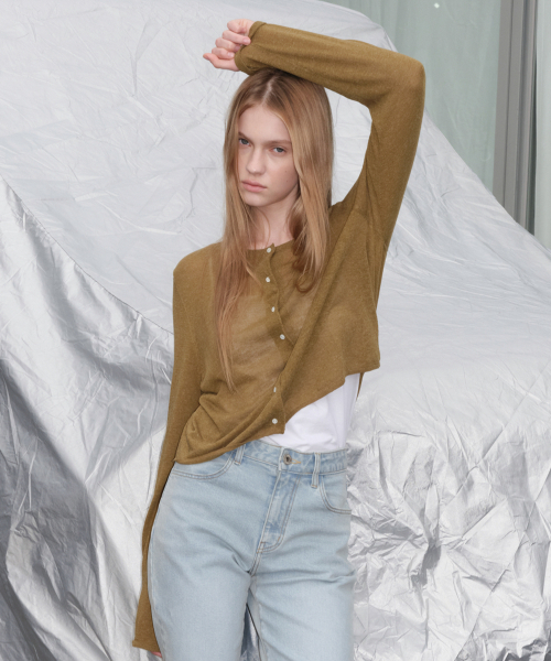 LEVAR(レバー)の「Light Linen Cardigan - Matcha Olive(ニット/セーター・レディース・その他・FREE)」の1枚目の写真