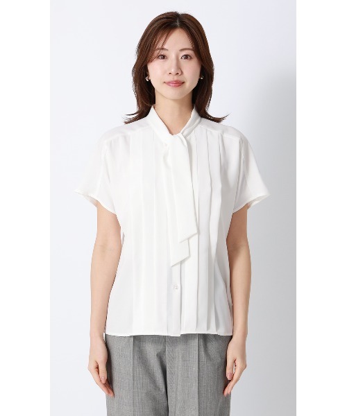 AOYAMA(アオヤマ)の「ボウタイドルマンスリーブブラウス【涼】【半袖】(シャツ/ブラウス・レディース・ホワイト/ベージュ・L/M/LL/S)」の4枚目の写真