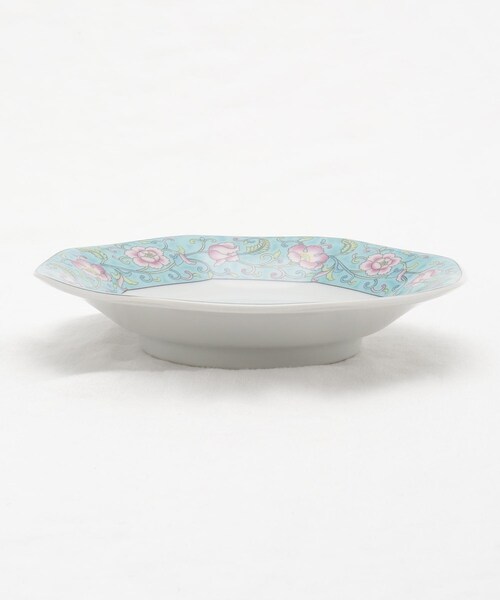 212 KITCHEN STORE（トゥワントゥキッチンストア）の「緑彩牡丹 八角中華皿（食器・レディース・その他・00）」の3枚目の写真