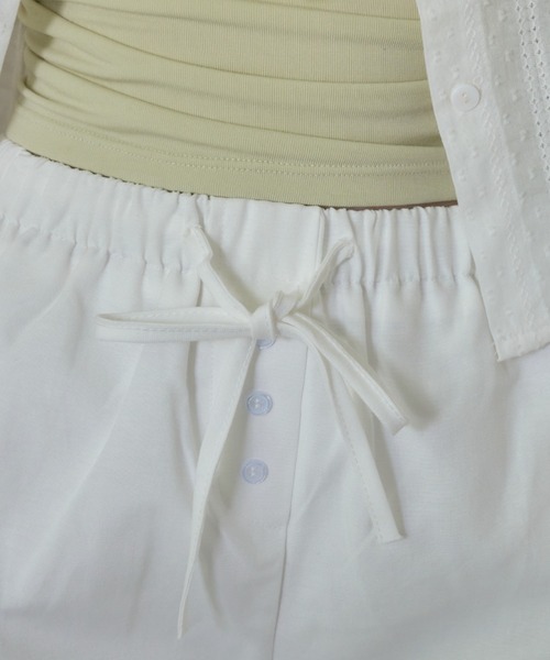Birthday room(バースデイルーム)の「裾レースショートパンツ/Lace-hem shorts(その他パンツ・レディース・ライトブルー/ホワイト・FREE)」の4枚目の写真