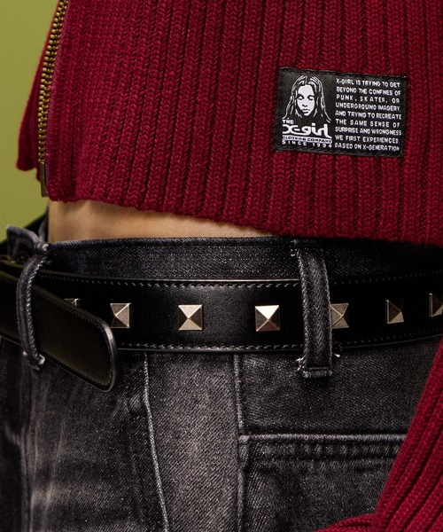 X-girl(エックスガール)の「METAL LOGO STUDDED FAUX LEATHER BELT(ベルト・レディース・ブラウン/ブラック・ONE SIZE)」の7枚目の写真