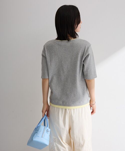 Green Parks(グリーンパークス)の「配色ヘンリーネック半袖プルオーバー(Tシャツ/カットソー・レディース・ブラック/杢グレー/オフホワイト・FREE)」の9枚目の写真