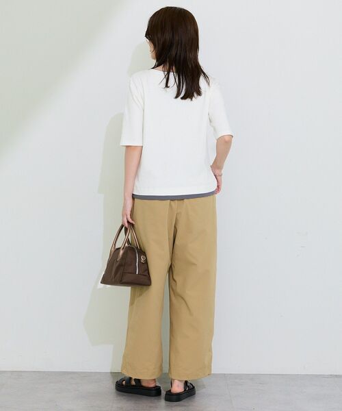 Green Parks(グリーンパークス)の「配色ヘンリーネック半袖プルオーバー(Tシャツ/カットソー・レディース・ブラック/杢グレー/オフホワイト・FREE)」の15枚目の写真