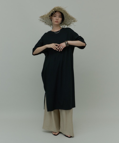 Plumel(プルメル)の「Back Tuck Half Sleeve T Dress / バックタックハーフスリーブカットドレス(ワンピース・レディース・ブラウン/アイボリー/ブラック・MEDIUM)」の12枚目の写真