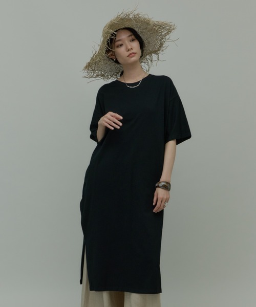 Plumel(プルメル)の「Back Tuck Half Sleeve T Dress / バックタックハーフスリーブカットドレス(ワンピース・レディース・ブラウン/アイボリー/ブラック・MEDIUM)」の18枚目の写真