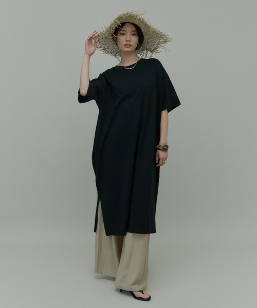 Plumel(プルメル)の「Back Tuck Half Sleeve T Dress / バックタックハーフスリーブカットドレス(ワンピース・レディース・ブラウン/アイボリー/ブラック・MEDIUM)」の11枚目の写真