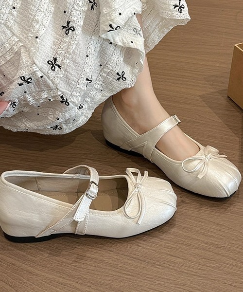 gossip!ロサンゼルス(ゴシップロサンゼルス)の「【Y2Kガーリー】レトロリボン インヒールバレエパンプス(パンプス・レディース・オフホワイト/シルバー・XL/S/M/L)」の14枚目の写真