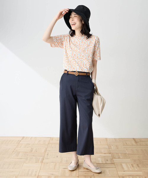 DECOY SINCE 1981(デコイシンスイチキュウハチイチ)の「【in Bloomコラボ】ひやさら総柄Tシャツ【接触冷感・UVカット・オーガニックコットンブレンド】(Tシャツ/カットソー・レディース・グリーン/オレンジ・L/LL/M)」の8枚目の写真
