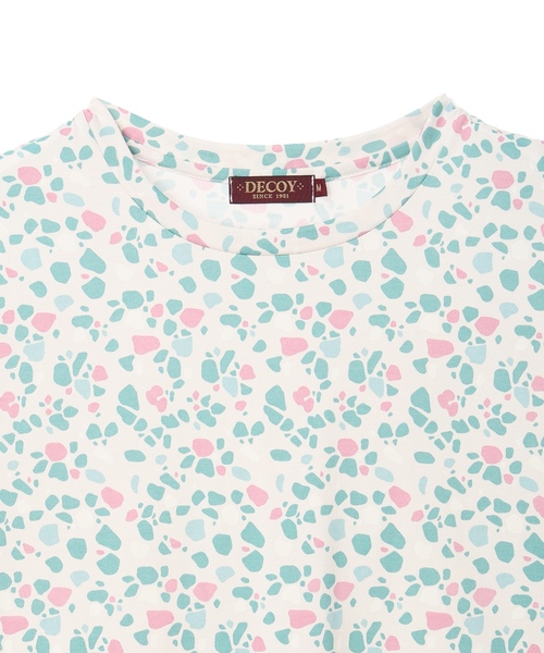 DECOY SINCE 1981(デコイシンスイチキュウハチイチ)の「【in Bloomコラボ】ひやさら総柄Tシャツ【接触冷感・UVカット・オーガニックコットンブレンド】(Tシャツ/カットソー・レディース・グリーン/オレンジ・L/LL/M)」の17枚目の写真