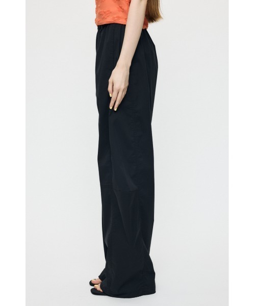MOUSSY(マウジー)の「CURVE LINE EASY パンツ(スウェットパンツ・レディース・ブラック/カーキ/ホワイト・1/2)」の10枚目の写真