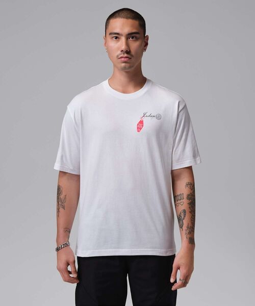 JORDAN BRAND(ジョーダンブランド)の「ジョーダン メンズ グラフィック Tシャツ / Jordan Men's Graphic T-Shirt IF3163-100 White(Tシャツ/カットソー・メンズ・ホワイト・XL/S/M/L/2XL)」の2枚目の写真