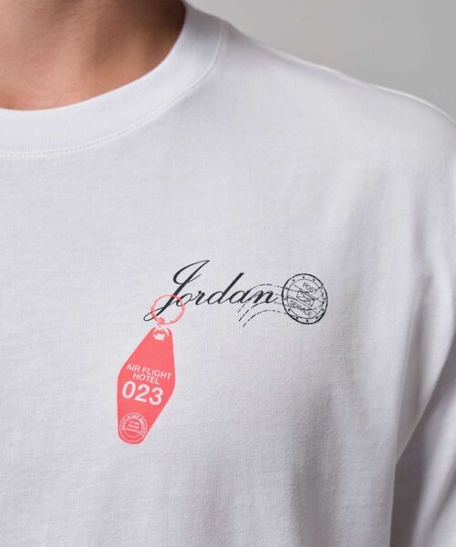 JORDAN BRAND(ジョーダンブランド)の「ジョーダン メンズ グラフィック Tシャツ / Jordan Men's Graphic T-Shirt IF3163-100 White(Tシャツ/カットソー・メンズ・ホワイト・XL/S/M/L/2XL)」の4枚目の写真