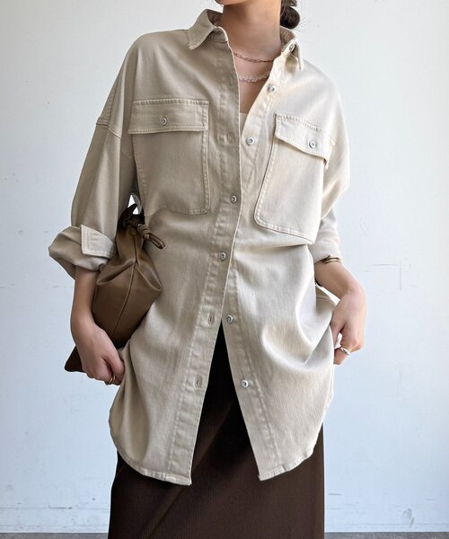 DouDou(ドゥドゥ)の「【Healthy denim】Almond(シャツ/ブラウス・レディース・サンドベージュ・1)」の1枚目の写真
