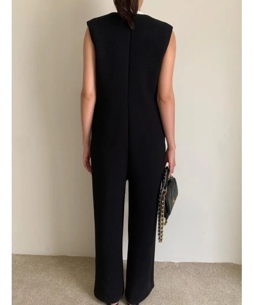 BIRTHDAY BASH(バースデイバッシュ)の「DIANA V NECK ROMPERS(ワンピース・レディース・ブラック・FREE)」の5枚目の写真