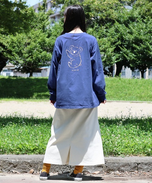 KRIFF MAYER Lady's Collection（クリフメイヤーレディースコレクション）の「SUN&MOONロンT (コアラ)（Tシャツ/カットソー・レディース・カラフル/ブルー/ブラック/グレー/オフホワイト・LARGE/MEDIUM）」の17枚目の写真
