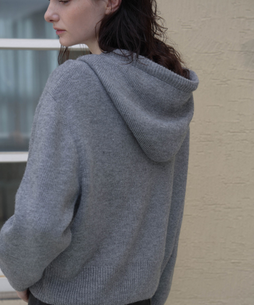 DEHEVE（デヘヴェ）の「Two-way Hood Zip-up Knit [Gray]（ニット/セーター・レディース・アッシュグレー・FREE）」の6枚目の写真