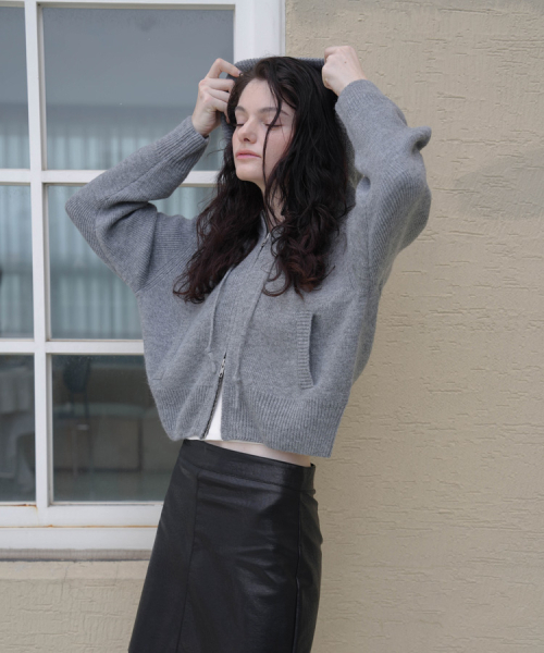 DEHEVE（デヘヴェ）の「Two-way Hood Zip-up Knit [Gray]（ニット/セーター・レディース・アッシュグレー・FREE）」の8枚目の写真