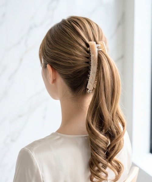 Three Four Time(スリーフォータイム)の「お花マーブルバナナクリップ(バレッタ/ヘアクリップ・レディース・ブラック/ベージュ/アイボリー・FREE)」の4枚目の写真