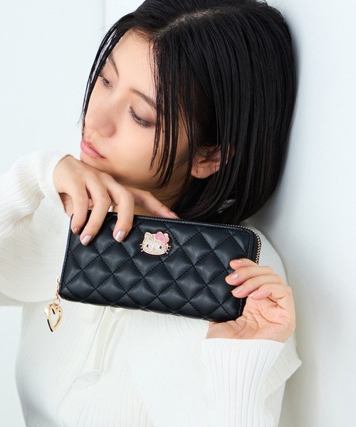 Hello Kitty キルティング財布 HELLO KITTY(ハローキティ) ラウンドファスナー長財布 キルティング KT