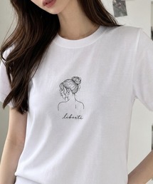 きれいめに着映える?【ラインイラスト ロゴ ベーシック Tシャツ】