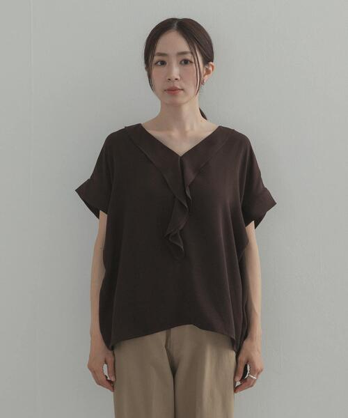 URBAN RESEARCH DOORS(アーバンリサーチドアーズ)の「『接触冷感/イージーケア』フロントフリルブラウス(シャツ/ブラウス・レディース・ネイビー/ブラウン・FREE)」の10枚目の写真